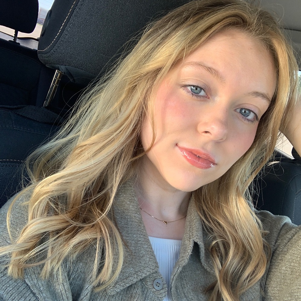 Meet your Posher, Sierra